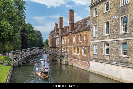 Csónakázás Cambridge városában.-stock-foto