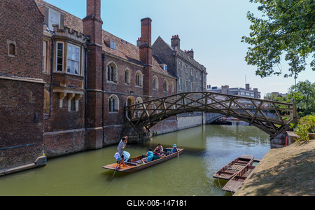 Csónakázás Cambridge városában.-stock-foto