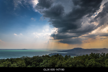 Viharos Balton-stock-foto