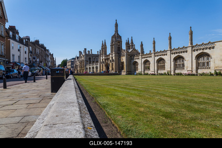 Egyetemi épület Cambridge városában.-stock-foto