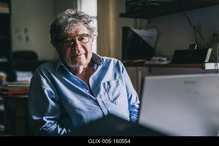 Konrád György-stock-foto