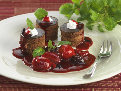 Fekete-erdei falatkák-stock-foto