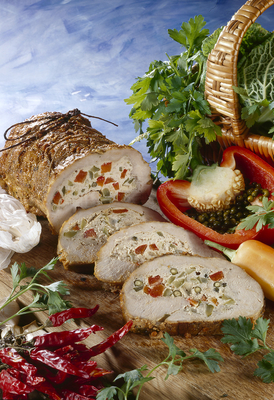 Göngyölt sertéssült 1-stock-foto