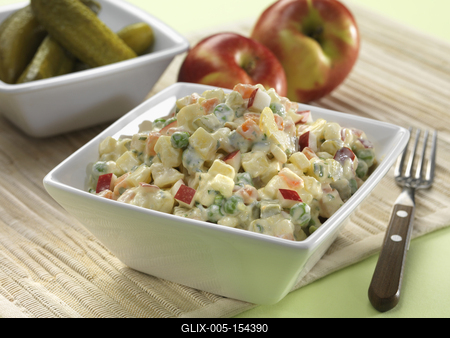 klasszikus majonezes salata-stock-foto