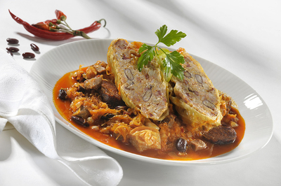 Csilis babbal töltött káposzta-stock-foto