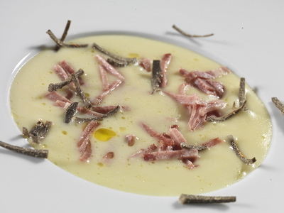 Ferenc József kedvenc levese4-stock-foto