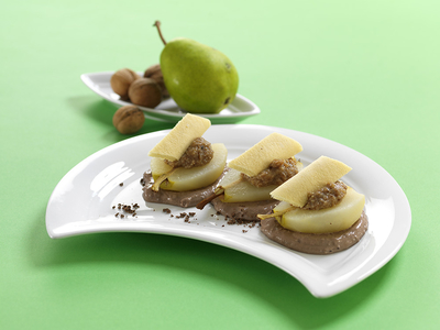 karácsonyi diókrémes körte-stock-foto