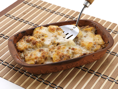 hortobágyi rakott burgonya-stock-foto