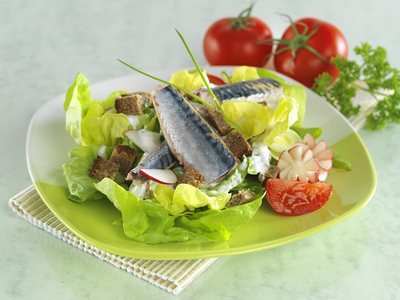 tavaszi makrélasaláta-stock-foto