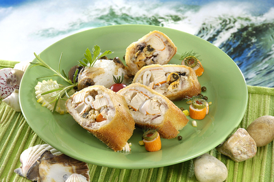 tenger gyümülcseivel töltött rántott hal-stock-foto