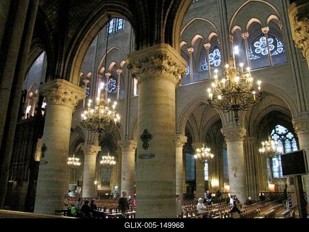 A párizsi Notre Dame belseje-stock-foto