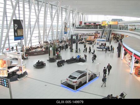 A Ferihegyi repülõtér utacsarnoka-stock-foto