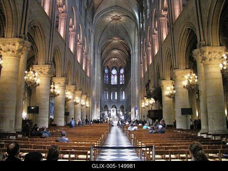A párizsi Notre Dame belseje-stock-foto