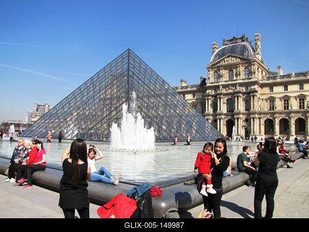 A Louvre-stock-foto