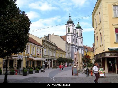 Székesfehérvár belvárosa - Fõ utca-stock-foto