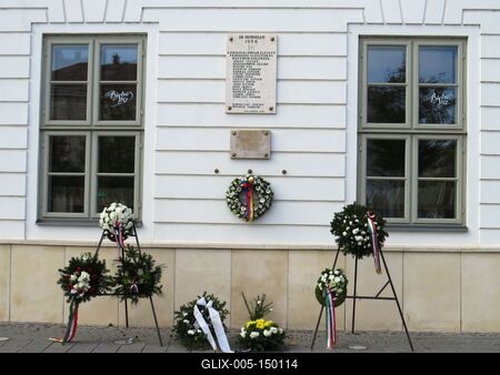 Koszorúk Székesfehérváron 1956 évfordulóján-stock-foto