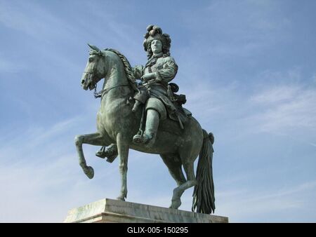 XIV. Lajos szobra Versaillesban-stock-foto