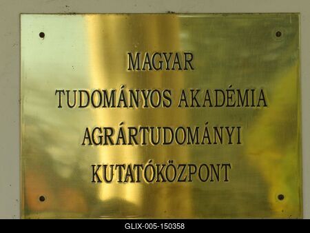 MTA Agrárkutatási Központja - névtábla-stock-foto