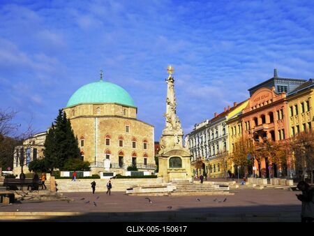 A pécsi Széchenyi tér-stock-foto