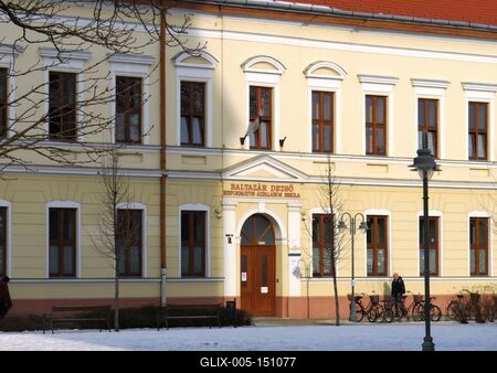 Hajdúböszörmény - Református iskola-stock-foto