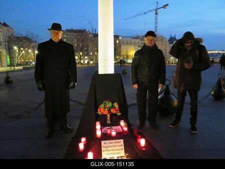 Fagyhalál - Tiszteletadás az áldozatoknak-stock-foto
