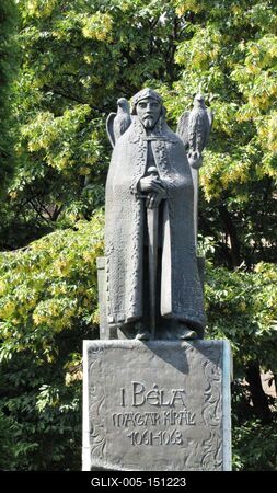 I. Béla király szobra Szekszárdon-stock-foto