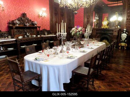 Királyi ebédlõ - Ajuda palota-stock-foto