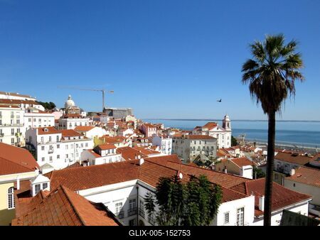 Alfama - Lisszabon régi városrésze-stock-foto