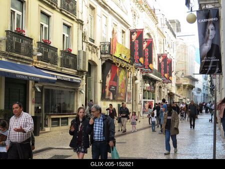 Belvárosi utca - Lisszabon-stock-foto