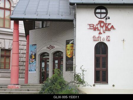 Budapest, 2014. április 13.A Bárka színház az Üllõi út 82. sz. alatt. Színház, koncert- és kiállítási terem, közösségi találkozóhely.-stock-foto