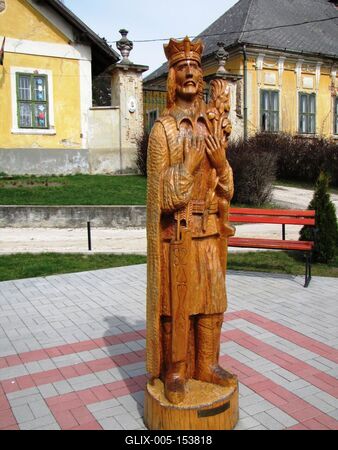 Szent Imre herceg keszegi faszobra-stock-foto