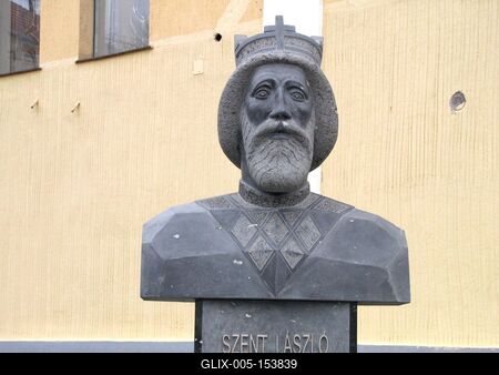 Szent László mellszobra Százhalombattán-stock-foto