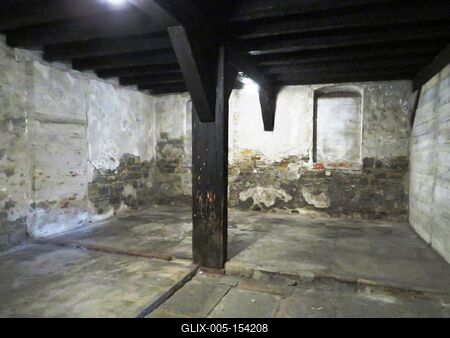 Trieszt - Náci koncentrációs táborrá átalakított rizshántoló-stock-foto