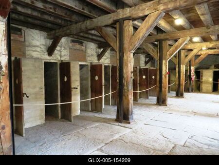 Trieszt - Náci koncentrációs táborrá átalakított rizshántoló-stock-foto