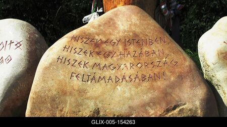 Szada - Trianon emlékmû-stock-foto