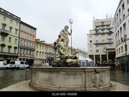 A trieszti Neptun kút-stock-foto