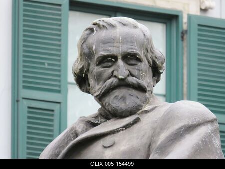 Giuseppe Verdi trieszti szobra-stock-foto