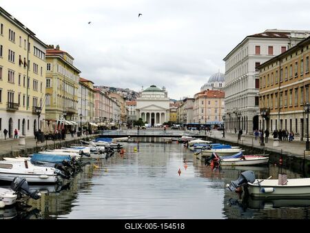 Trieszt - Canal Grande-stock-foto