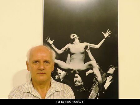 Bánkuti András fotómûvész és a Gyõri balett-fotó-stock-foto