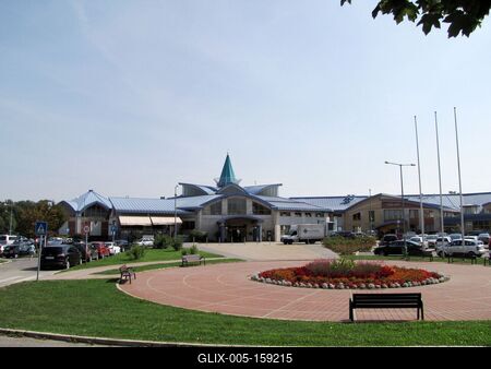 Sárvár (Hungary), 11 September 2016Thermal bath and Wellness Spa.Gyógy és wellness fürdõ.-stock-foto