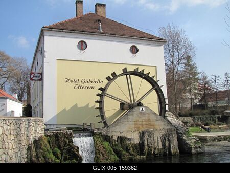 Tapolca - Malomtó és malomkerék-stock-foto