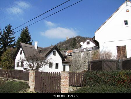 Szigligeti házak és vár-stock-foto