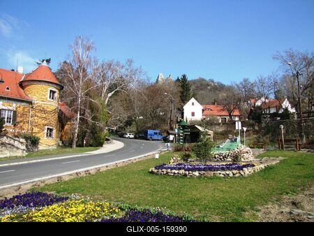 Szigliget - Esterházy kastély - Településkép-stock-foto