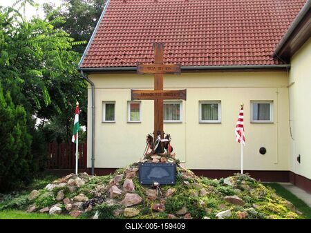 Nyáregyháza - Trianon emlékmû-stock-foto