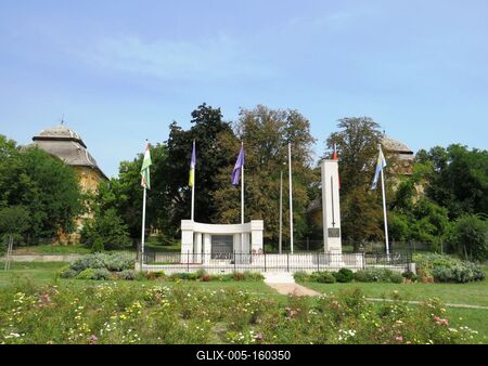 Aszód - Fõtér - Podmaniczky kastély-stock-foto