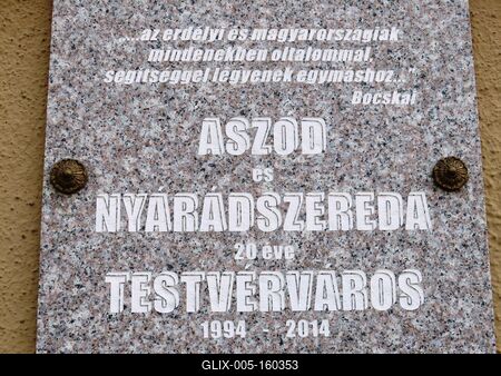 Aszõd és Nyárádszereda testvérvárosi kapcsolata-stock-foto