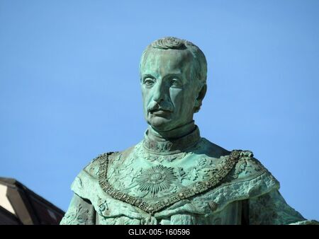 József nádor szobra a budapesti József nádor téren-stock-foto