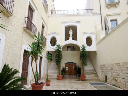 Teológiai intézet Bariban-stock-foto