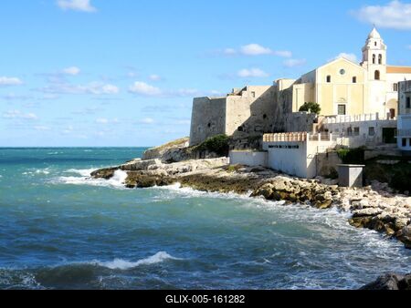 Vieste - Adriai-tenger - Gargano-félsziget-stock-foto
