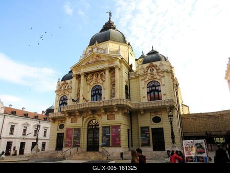Pécsi Nemzeti Színház-stock-foto